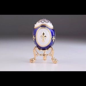 Stunning Egg Trinket Box by Artist Keren Kopal